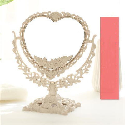 With the Princess Mirror European-style Makeup Mirror New Retro Mirror
